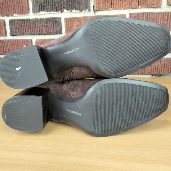 NWOT Nordstrom Novanna Buttery Soft Genuine Suede Ankle Booties in Brown Sz. 9 - Picture 8 of 9